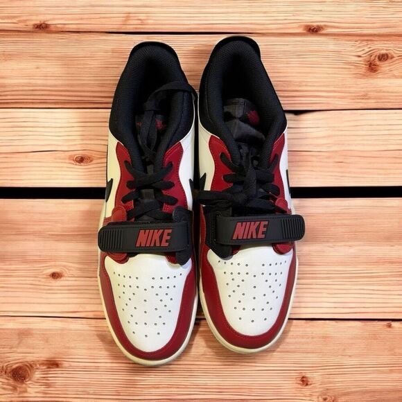 Men's Jordan Legacy 312 Low Summit White/Black-Varsity Red (CD7069 106) Size 11 - Picture 3 of 7